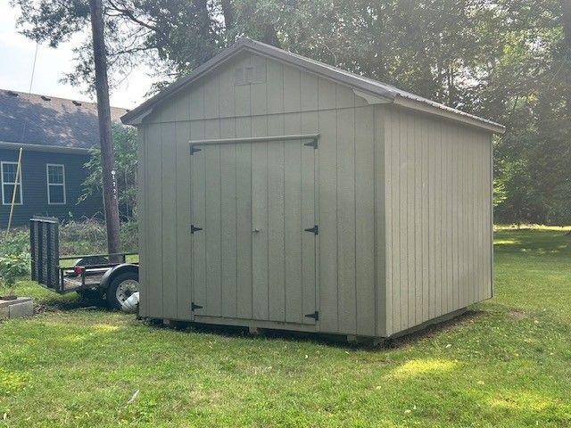 203 Arnold Ave, Tullahoma, TN 37388