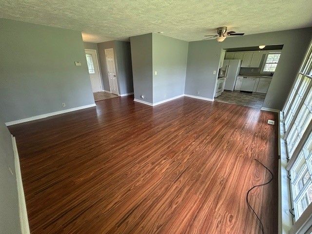 203 Arnold Ave, Tullahoma, TN 37388
