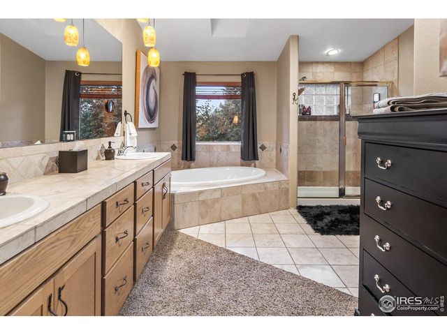 8264 Scenic Ridge Ct, Fort Collins, CO 80528
