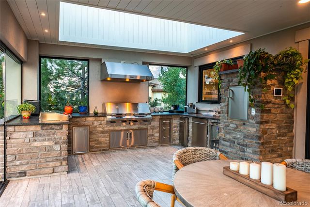 8667 Sawgrass Drive, Lone Tree, CO 80124