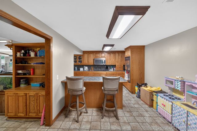 9596 N 447 Road, Spavinaw, OK 74366