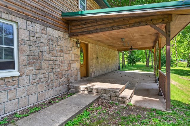 9596 N 447 Road, Spavinaw, OK 74366