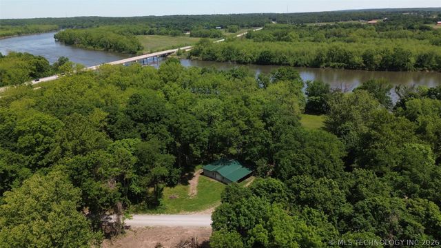 9596 N 447 Road, Spavinaw, OK 74366
