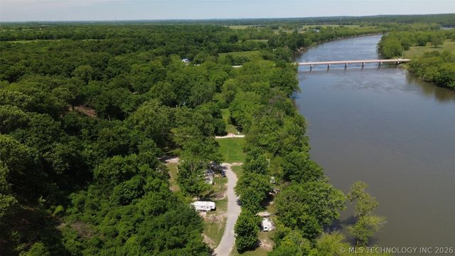 9596 N 447 Road, Spavinaw, OK 74366