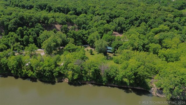 9596 N 447 Road, Spavinaw, OK 74366
