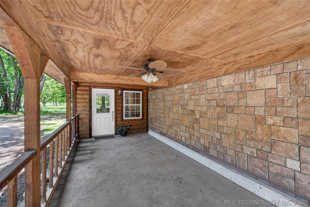 9596 N 447 Road, Spavinaw, OK 74366