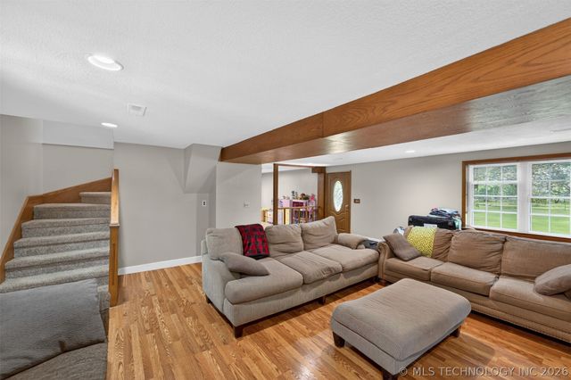 9596 N 447 Road, Spavinaw, OK 74366