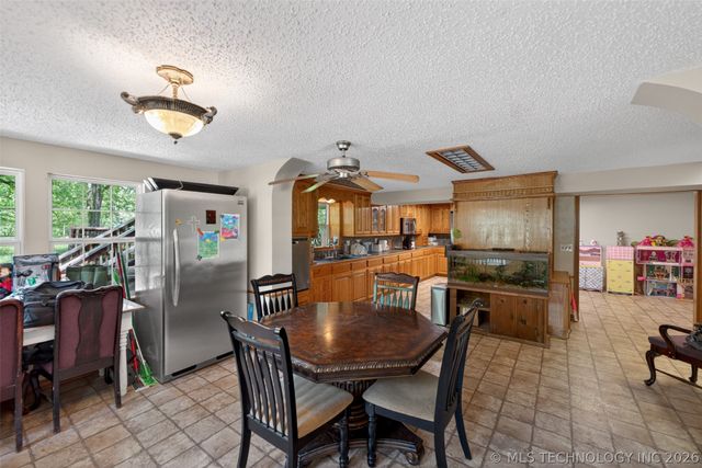 9596 N 447 Road, Spavinaw, OK 74366