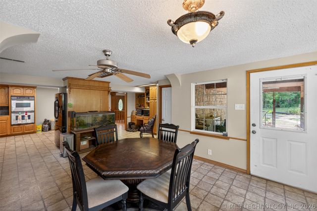 9596 N 447 Road, Spavinaw, OK 74366