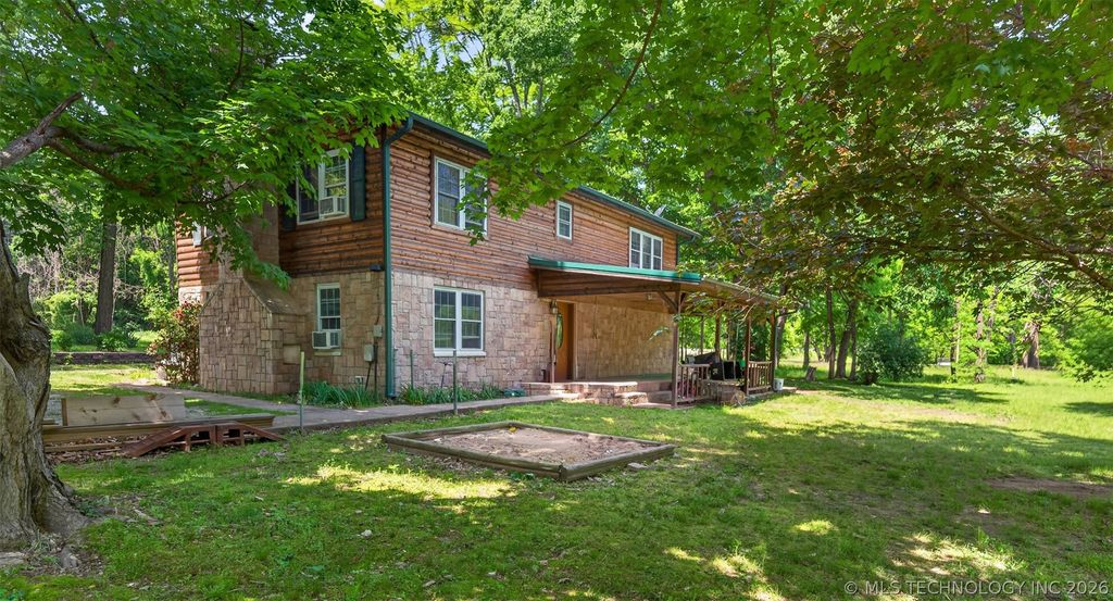 9596 N 447 Road, Spavinaw, OK 74366