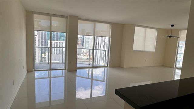 253 NE 2nd Street 3208, Miami, FL 33132