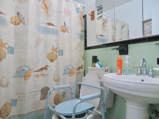 977 Seminole Trail, Milford, OH 45150