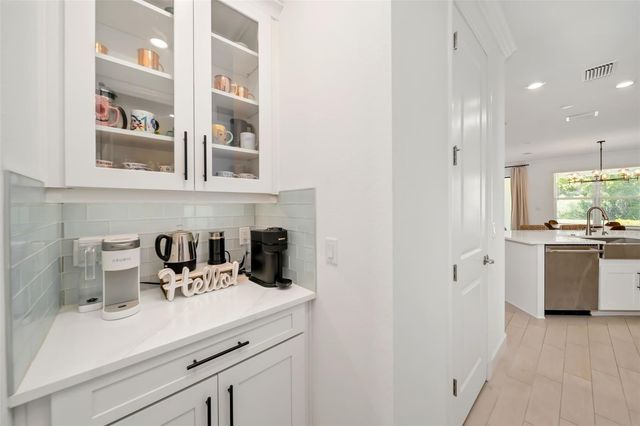 4520 POND BROOK COURT, Lakewood Ranch, FL 34211