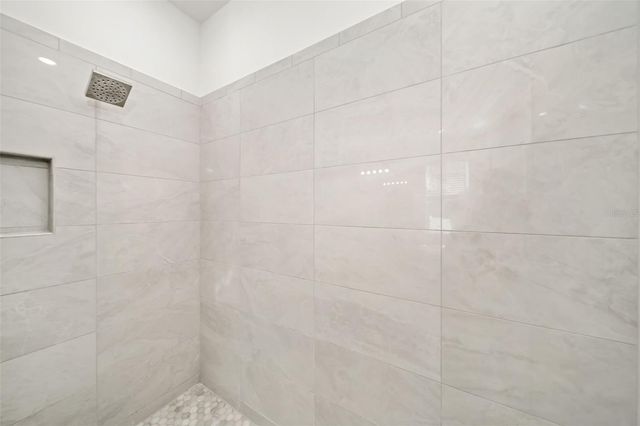 4520 POND BROOK COURT, Lakewood Ranch, FL 34211