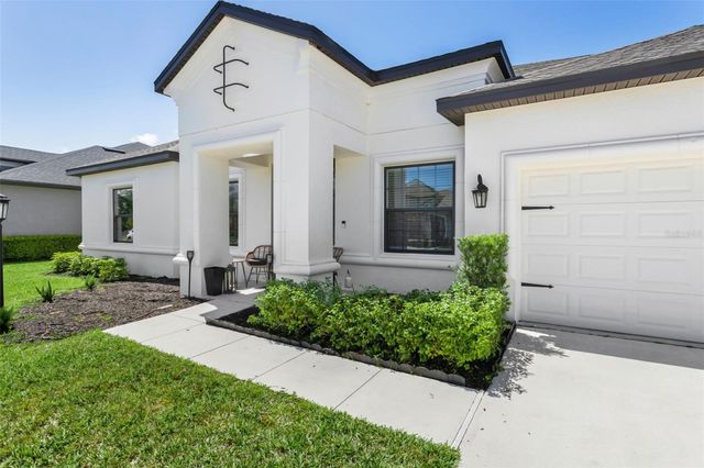 4520 POND BROOK COURT, Lakewood Ranch, FL 34211
