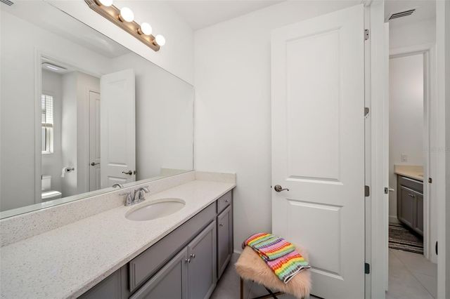 4520 POND BROOK COURT, Lakewood Ranch, FL 34211