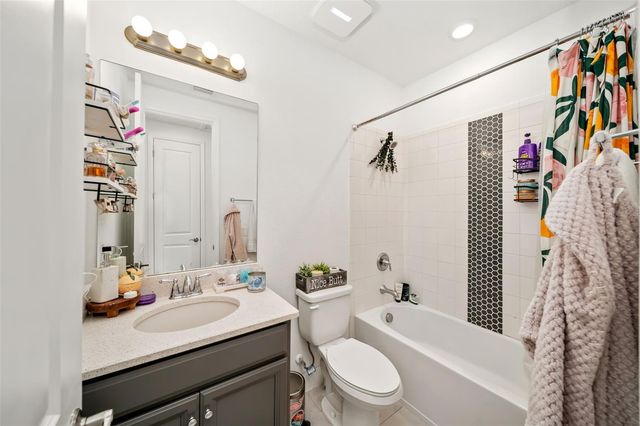 4520 POND BROOK COURT, Lakewood Ranch, FL 34211