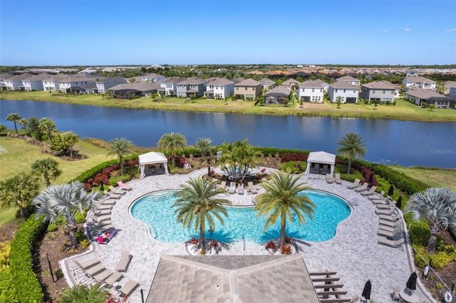 4520 POND BROOK COURT, Lakewood Ranch, FL 34211