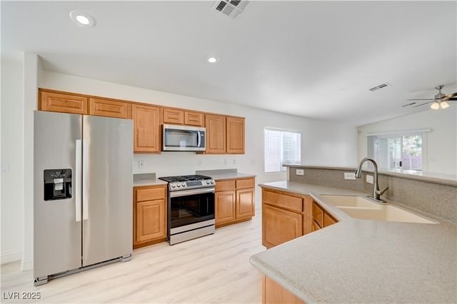 1095 Snow Roof Avenue, Henderson, NV 89052