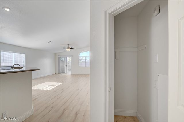 1095 Snow Roof Avenue, Henderson, NV 89052