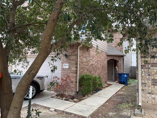 17027 Amarose Drive, Houston, TX 77090
