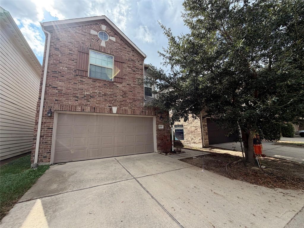 17027 Amarose Drive, Houston, TX 77090