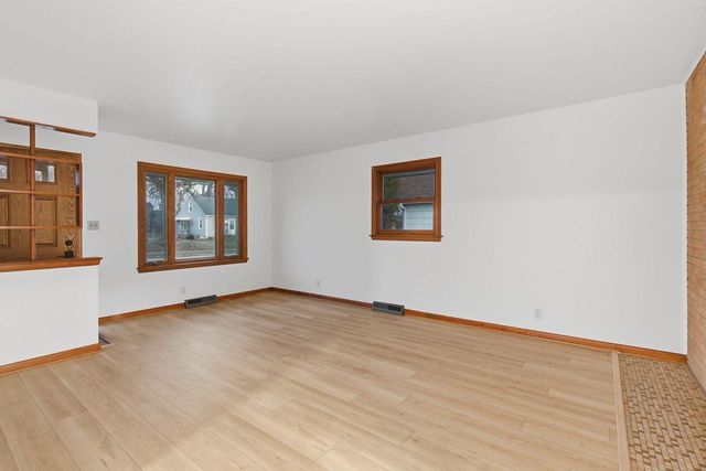 1521 Illinois STREET, Racine, WI 53405