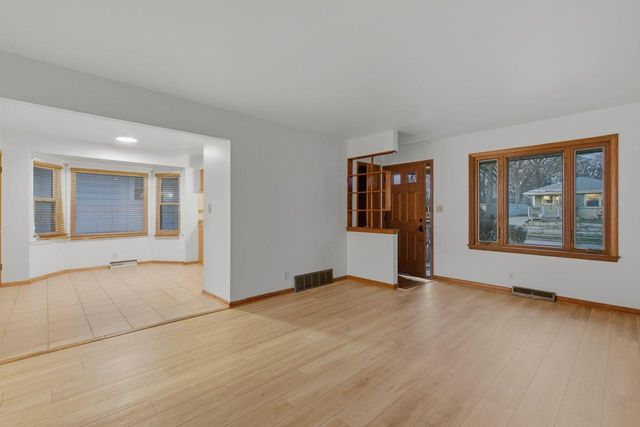 1521 Illinois STREET, Racine, WI 53405