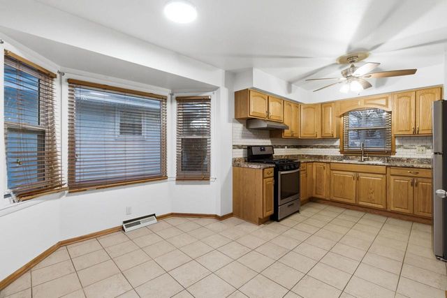 1521 Illinois STREET, Racine, WI 53405