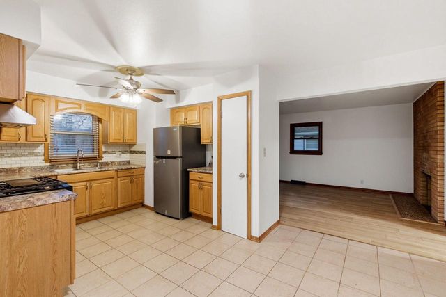 1521 Illinois STREET, Racine, WI 53405