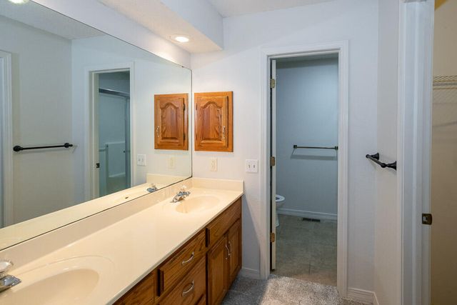 1216 Verna Lane, Nixa, MO 65714