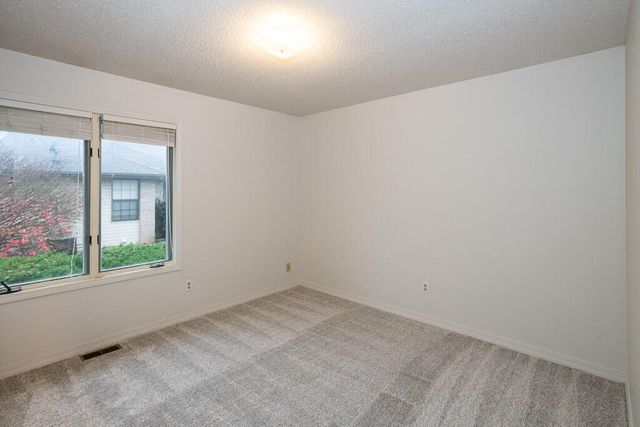 1216 Verna Lane, Nixa, MO 65714