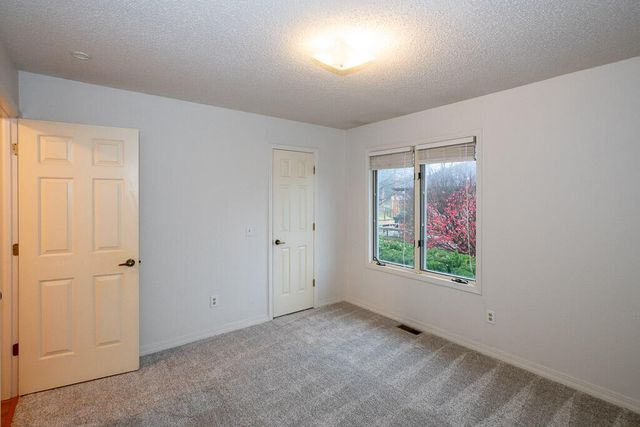 1216 Verna Lane, Nixa, MO 65714