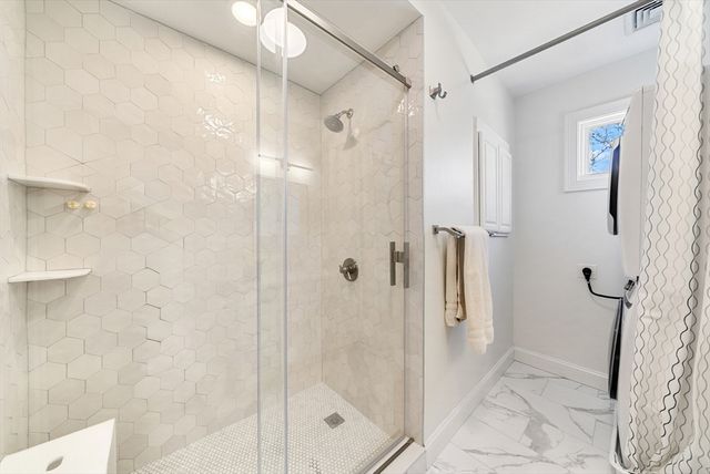 25 Fenwick St 2, Somerville, MA 02145