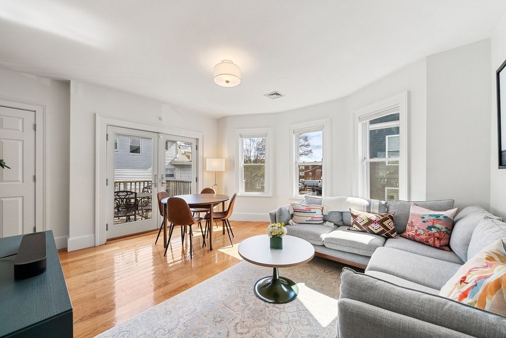 25 Fenwick St 2, Somerville, MA 02145