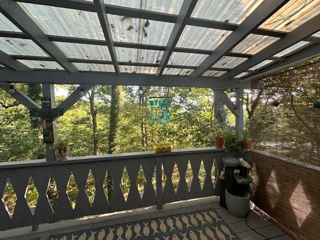 23 E Mountain Drive, Eureka Springs, AR 72632