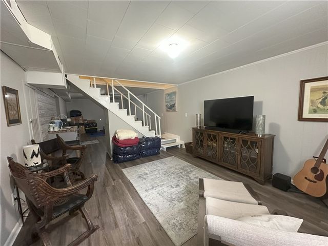 23 E Mountain Drive, Eureka Springs, AR 72632