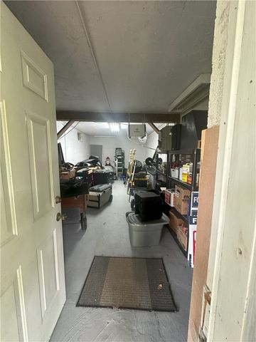 23 E Mountain Drive, Eureka Springs, AR 72632