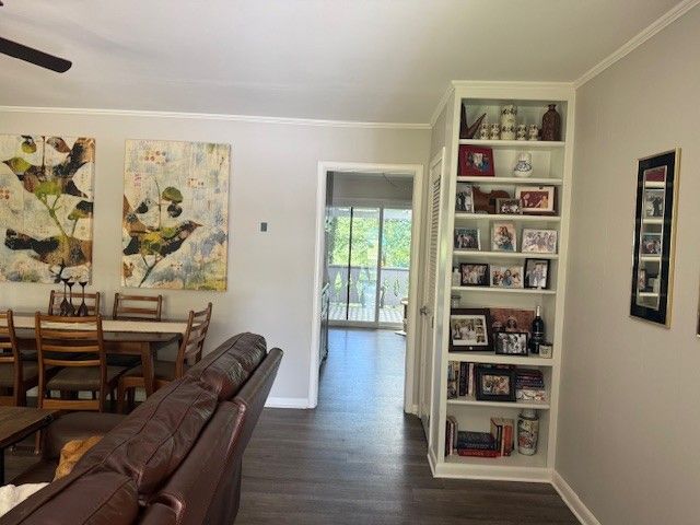23 E Mountain Drive, Eureka Springs, AR 72632