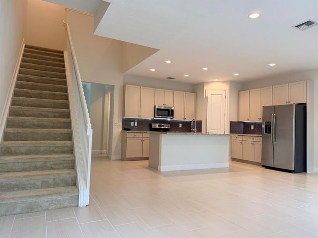8951 Kingsmoor Way, Lake Worth, FL 33467