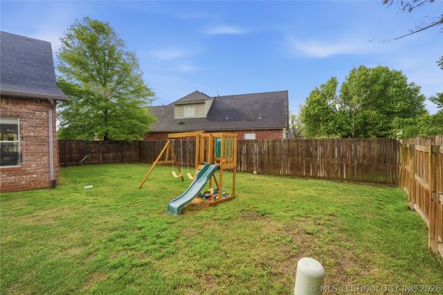 11724 S Vine Place, Jenks, OK 74037