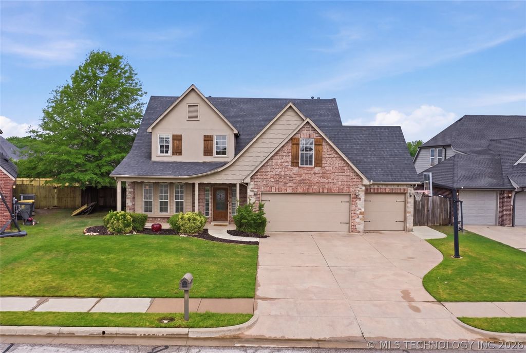 11724 S Vine Place, Jenks, OK 74037