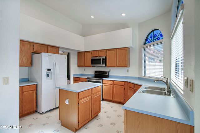 10941 W COTTONWOOD Lane, Avondale, AZ 85392