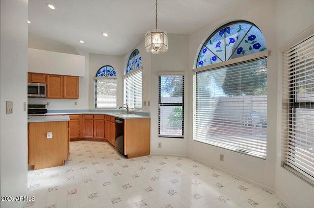 10941 W COTTONWOOD Lane, Avondale, AZ 85392