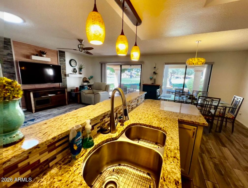 9734 W KERRY Lane, Peoria, AZ 85382 — photo 3
