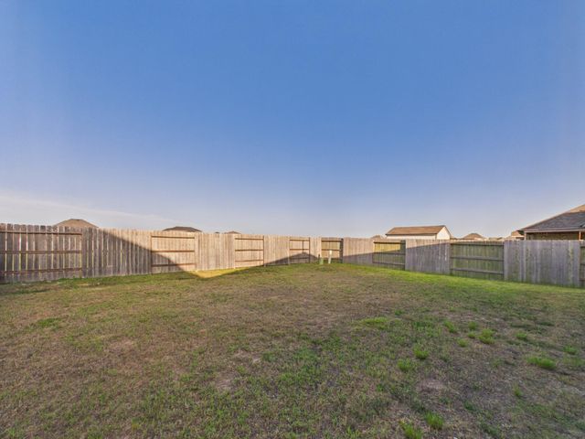 19834 Capri Shores Lane, Hockley, TX 77447