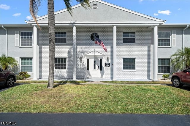 7068 Nantucket CIR 7, North Fort Myers, FL 33917
