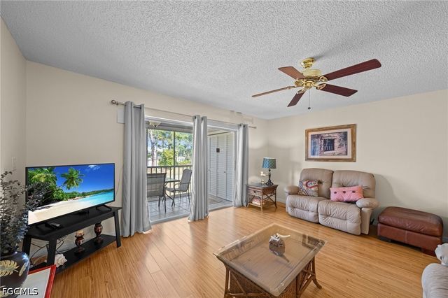 7068 Nantucket CIR 7, North Fort Myers, FL 33917