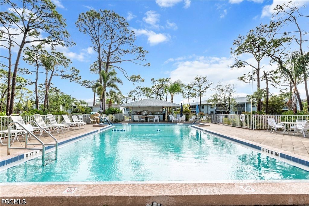 7068 Nantucket CIR 7, North Fort Myers, FL 33917
