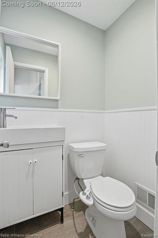 20250 Brentwood Street, Livonia, MI 48152